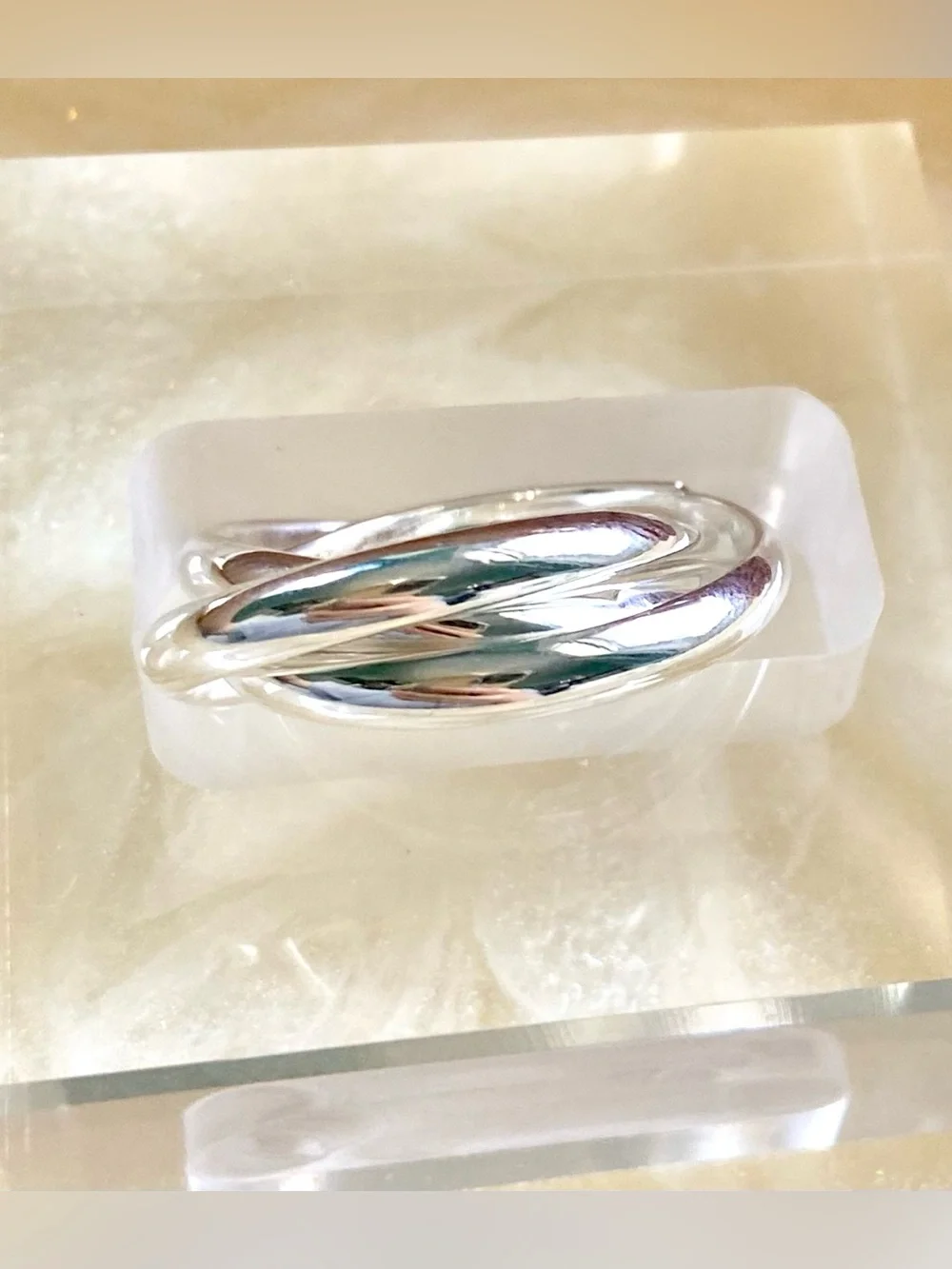 Silver Cross-Over Band Ring - Silver